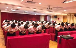 書類選考・ペーパー試験・面接