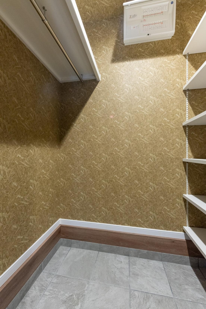 【シューズクローク】