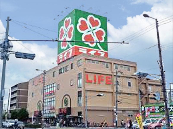 【ライフ平野西脇店】徒歩12分（約900ｍ）