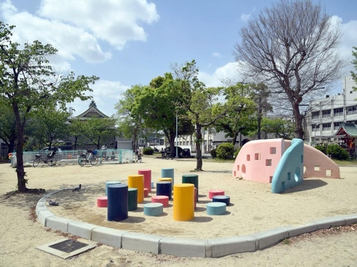 【杭全公園】徒歩9分（約700ｍ）