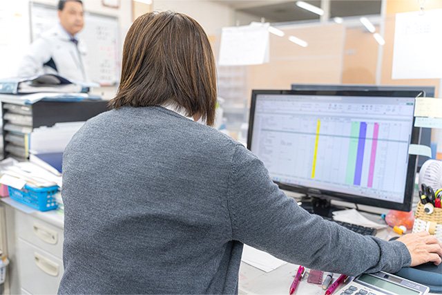 宛名データ、封入物の確認